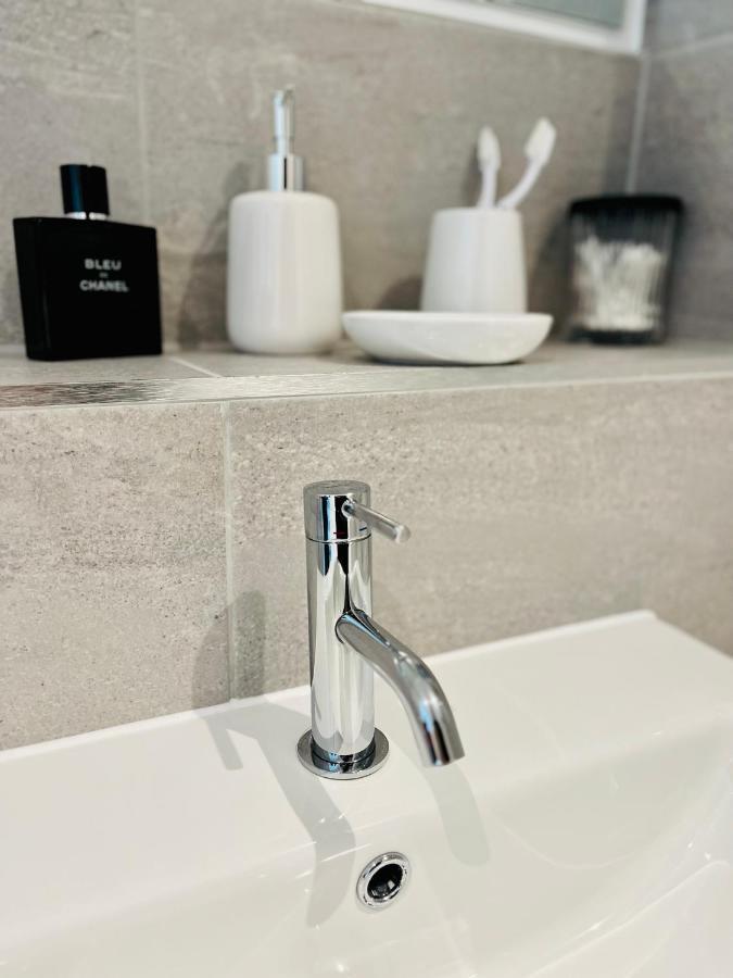 Fabulous One Bedroom Apartment Near Old Trafford Stadium 曼彻斯特 外观 照片